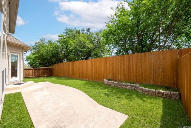 26042 Laurel, San Antonio, TX 78260