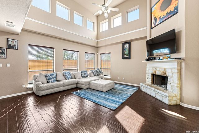 26042 Laurel, San Antonio, TX 78260