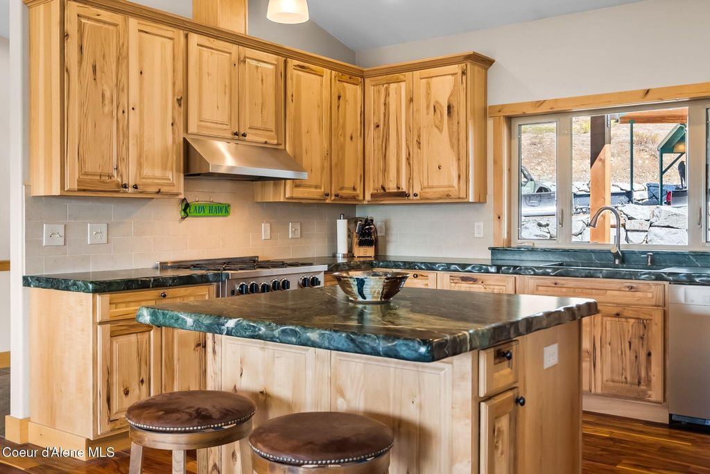 422 Lightning Peak Rd, Sandpoint, ID 83864 photo 10