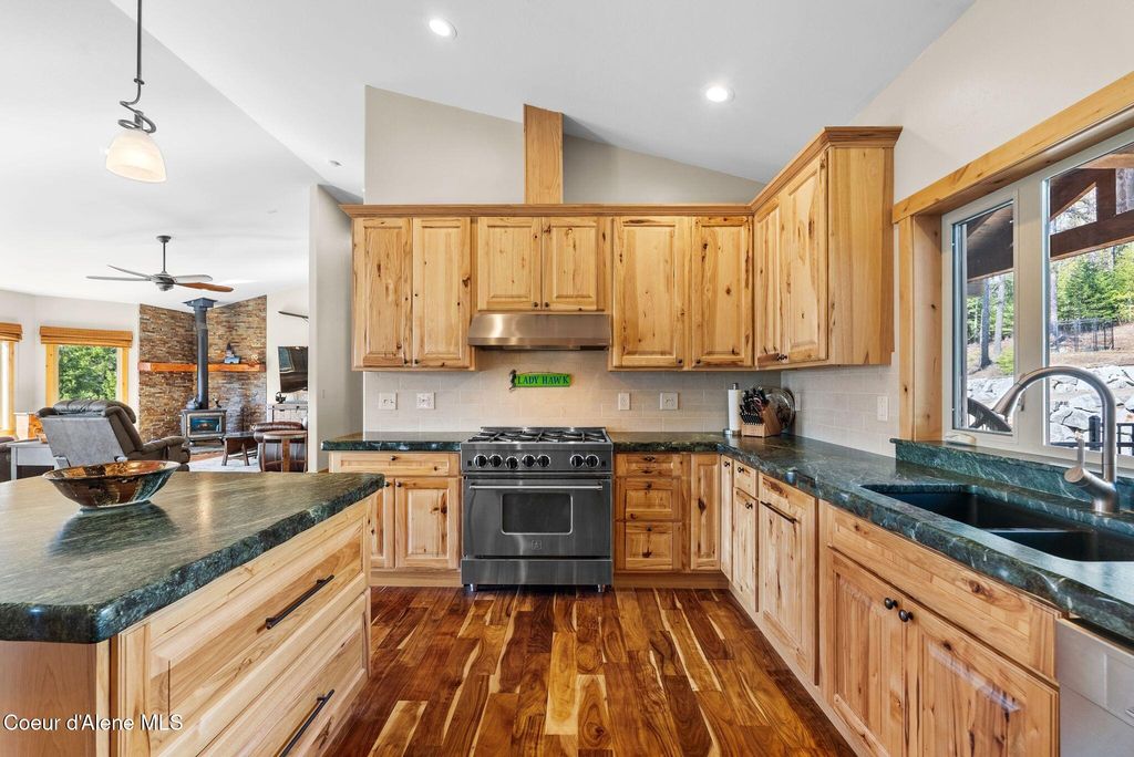 422 Lightning Peak Rd, Sandpoint, ID 83864 photo 13