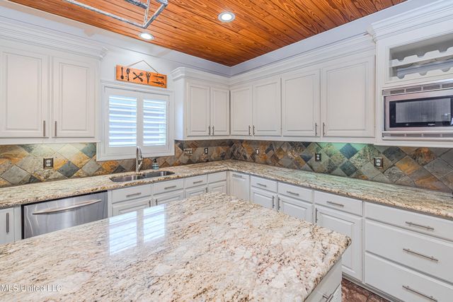 100 Woodbury Park Place, Madison, MS 39110