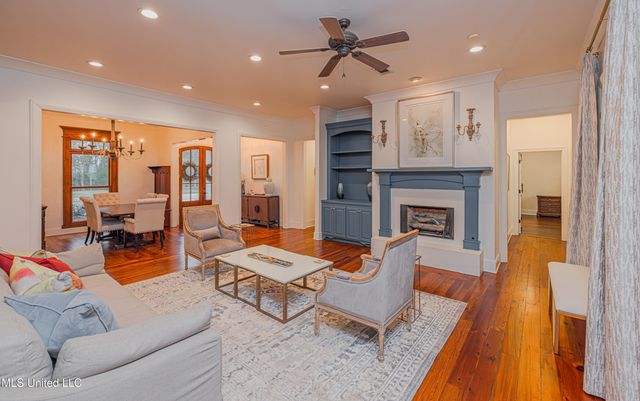 100 Woodbury Park Place, Madison, MS 39110