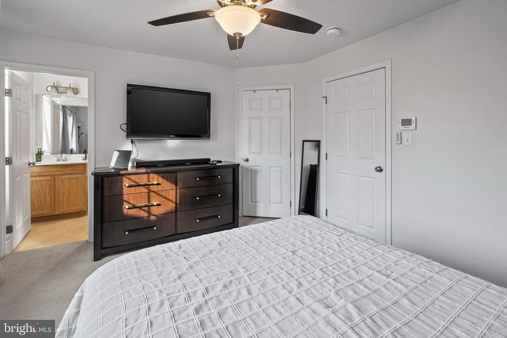 property-img