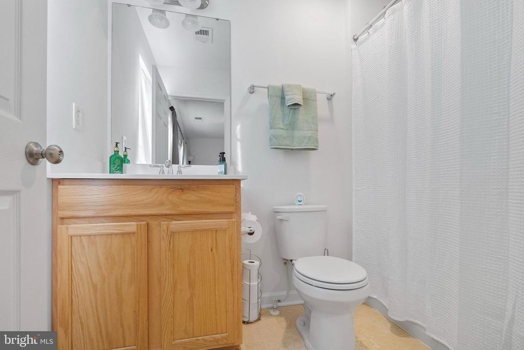 property-img