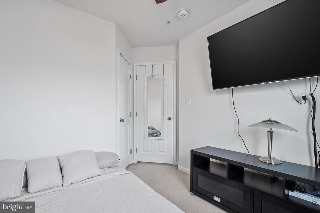 property-img