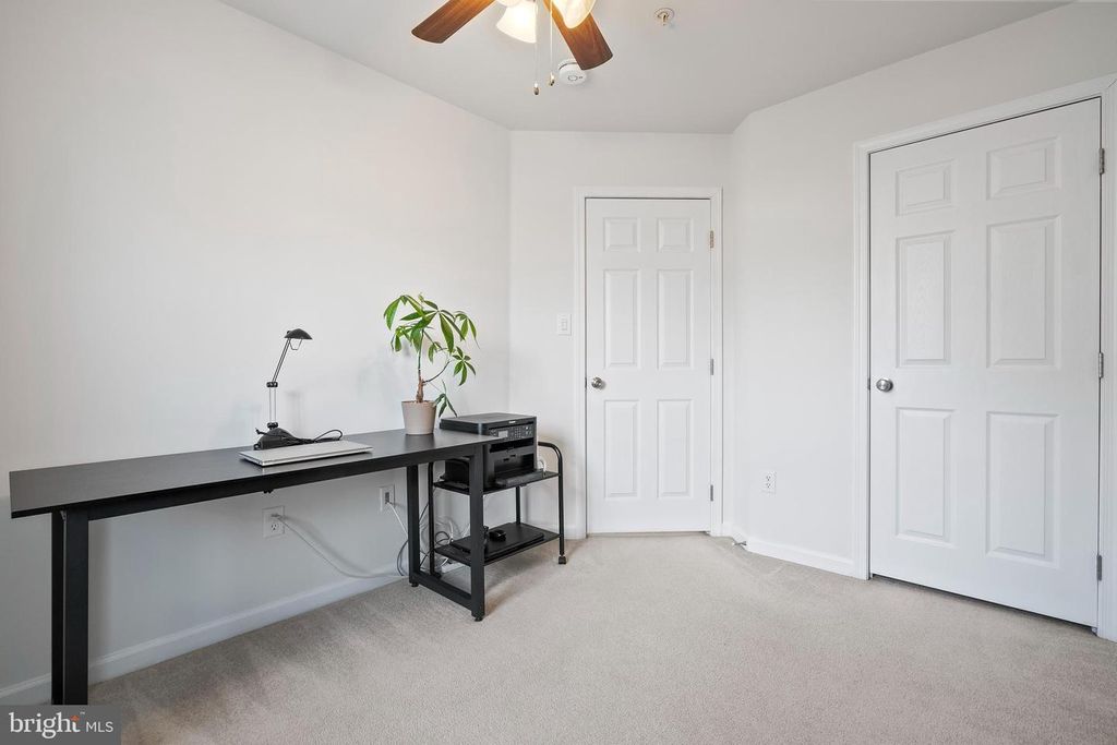 property-img