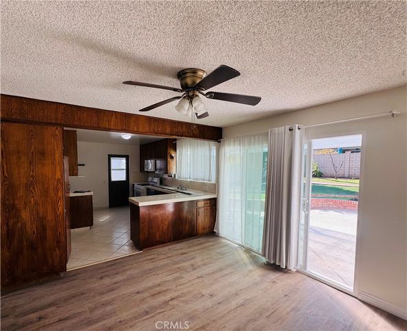 5140 E Los Flores, Long Beach, CA 90815