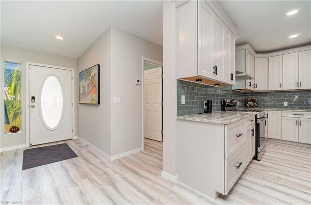 17561 Canal Cove CT, Fort Myers Beach, FL 33931