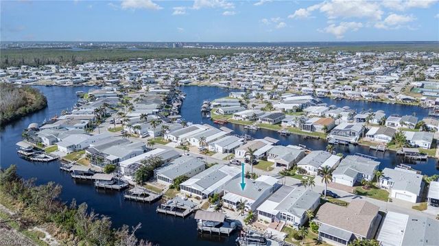 17561 Canal Cove CT, Fort Myers Beach, FL 33931