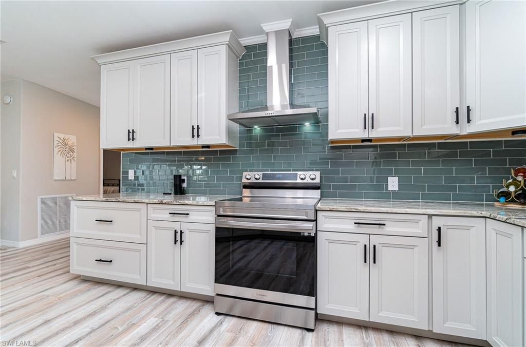 17561 Canal Cove CT, FORT MYERS BEACH, FL 33931 — photo 5