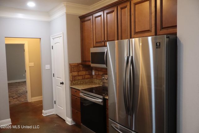 6717 Westwind Drive, Biloxi, MS 39532