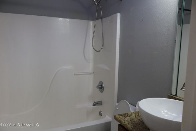 6717 Westwind Drive, Biloxi, MS 39532