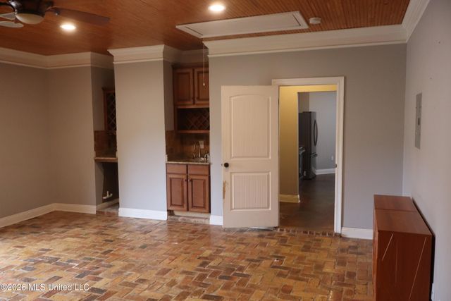 6717 Westwind Drive, Biloxi, MS 39532