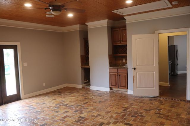 6717 Westwind Drive, Biloxi, MS 39532
