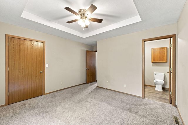 3016 W Hovey Street, Springfield, MO 65802