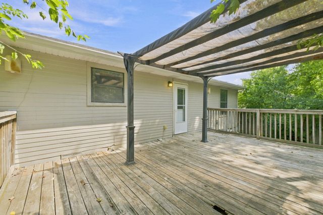 3016 W Hovey Street, Springfield, MO 65802