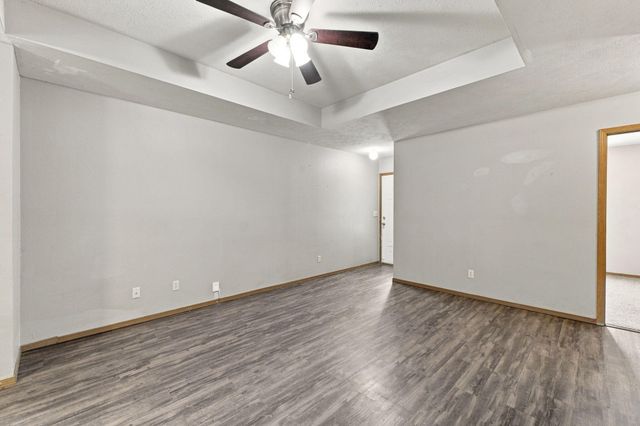3016 W Hovey Street, Springfield, MO 65802