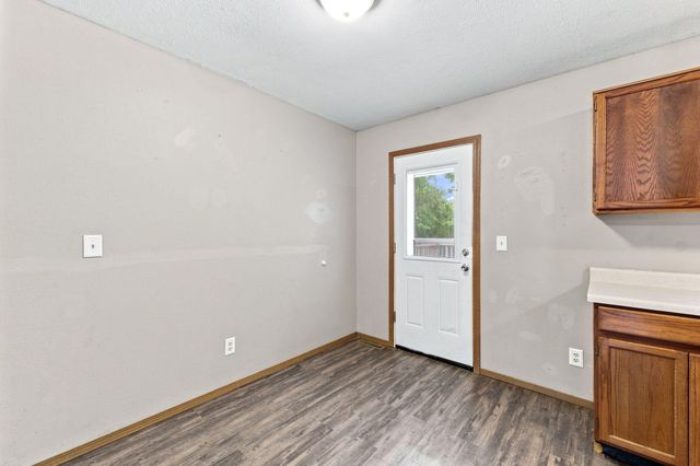 3016 W Hovey Street, Springfield, MO 65802