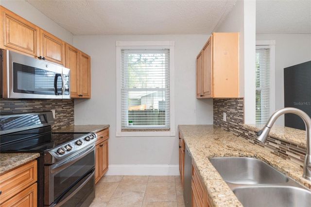 3002 N TAMPA STREET, Tampa, FL 33603
