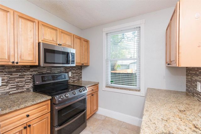 3002 N TAMPA STREET, Tampa, FL 33603