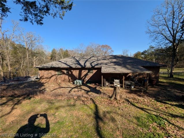 1606 BIG CEDAR Lane, Cedarville, AR 72932