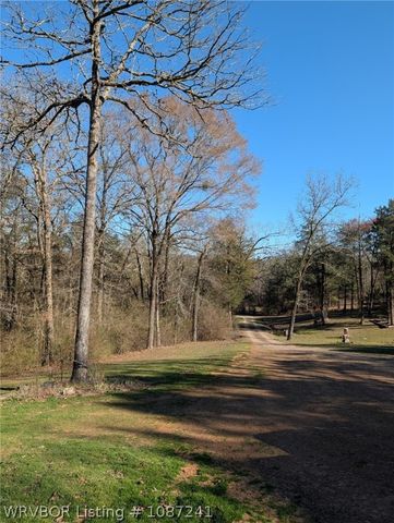 1606 BIG CEDAR Lane, Cedarville, AR 72932