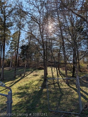 1606 BIG CEDAR Lane, Cedarville, AR 72932