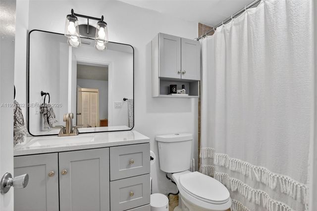 6924 Tiburon Cir 128, Boca Raton, FL 33433