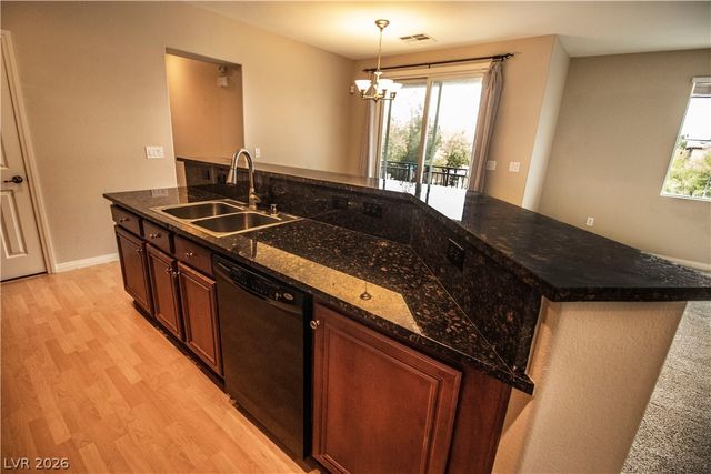 9124 Alpine Grove 101, Las Vegas, NV 89149