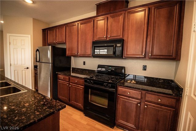 9124 Alpine Grove 101, Las Vegas, NV 89149