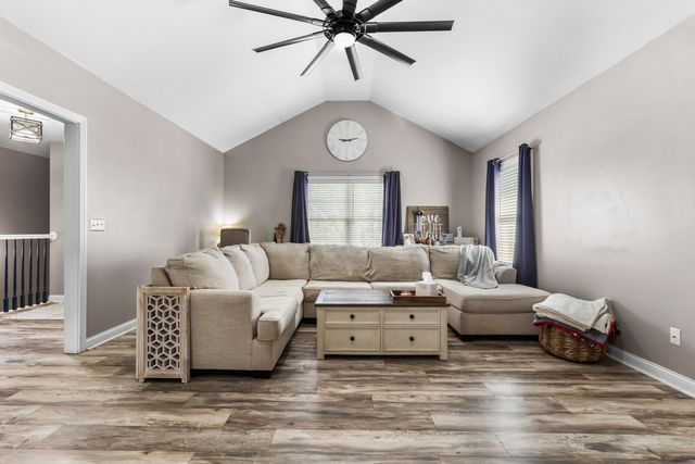 130 Cedar Ridge Road, Frankfort, KY 40601