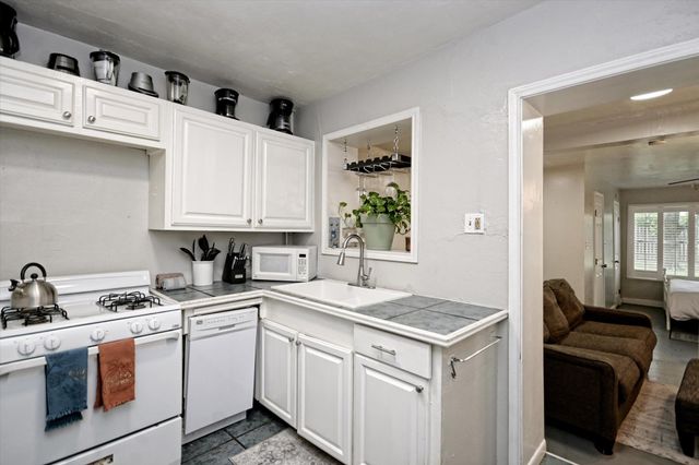 3409 Banton RD B, Austin, TX 78722