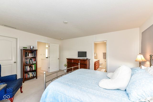 15194 Dry Creek Road, Noblesville, IN 46060