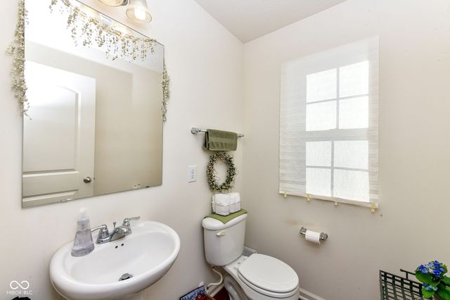 15194 Dry Creek Road, Noblesville, IN 46060