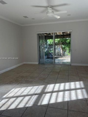 1538 Winterberry Ln 1538, Weston, FL 33327