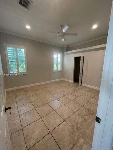 1538 Winterberry Ln 1538, Weston, FL 33327