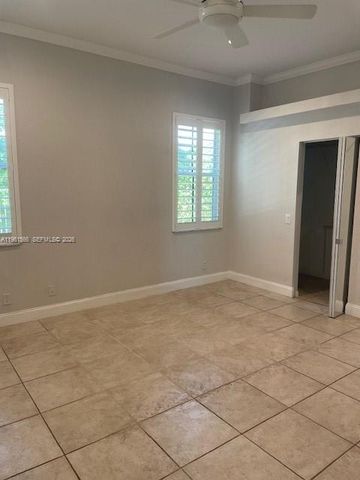 1538 Winterberry Ln 1538, Weston, FL 33327