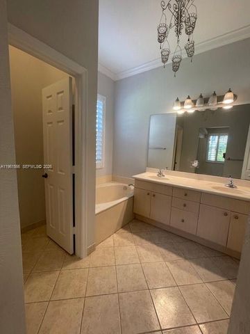 1538 Winterberry Ln 1538, Weston, FL 33327