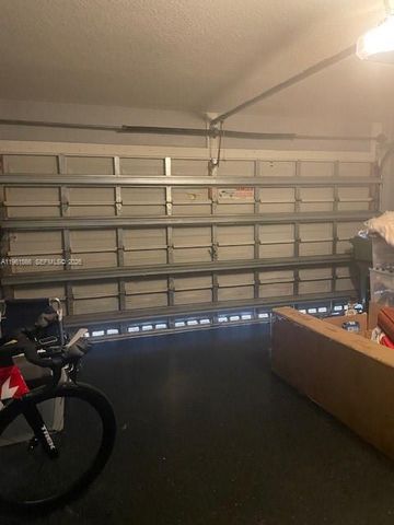 1538 Winterberry Ln 1538, Weston, FL 33327