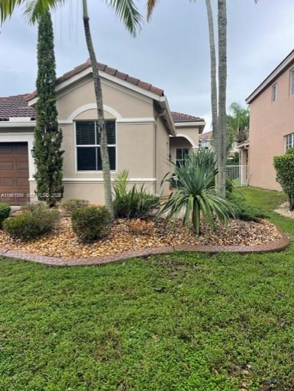 1538 Winterberry Ln 1538, Weston, FL 33327