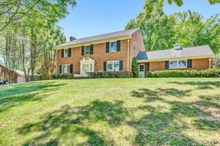 3114 Clearview DR, Roanoke, VA 24018