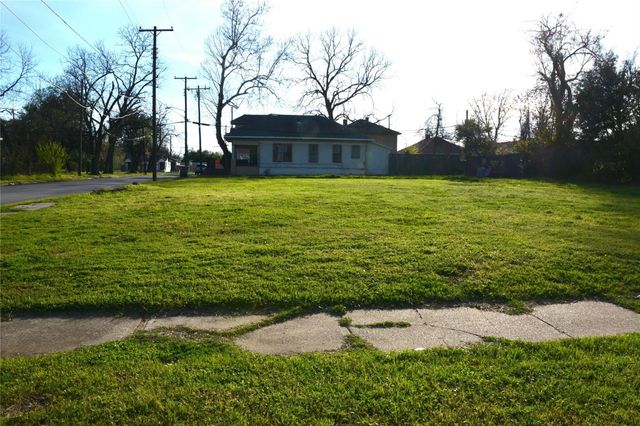 3525 Wendelkin Street, Dallas, TX 75215