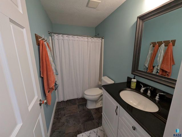 4309 S Klein Ave, Sioux Falls, SD 57106