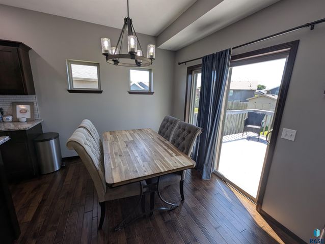 4309 S Klein Ave, Sioux Falls, SD 57106