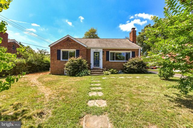 2501 PHILLIPS DR, Alexandria, VA 22306