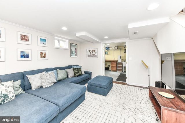 2501 PHILLIPS DR, Alexandria, VA 22306