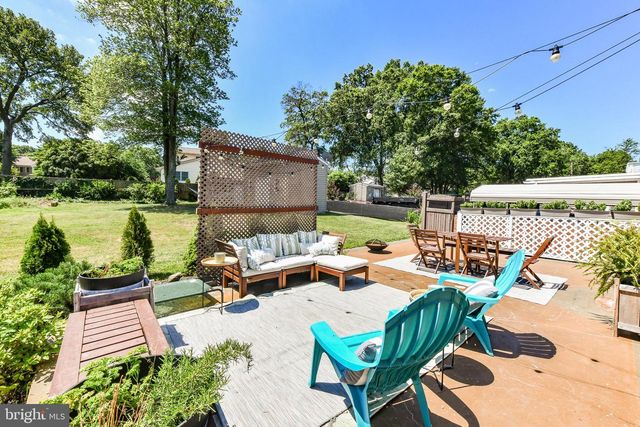 2501 PHILLIPS DR, Alexandria, VA 22306