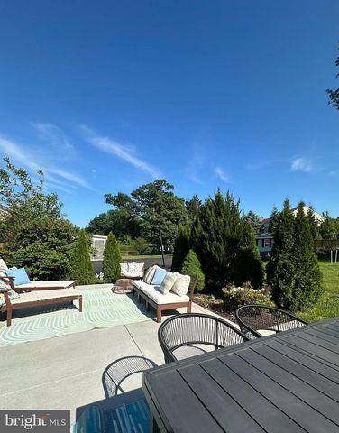 2501 PHILLIPS DR, Alexandria, VA 22306