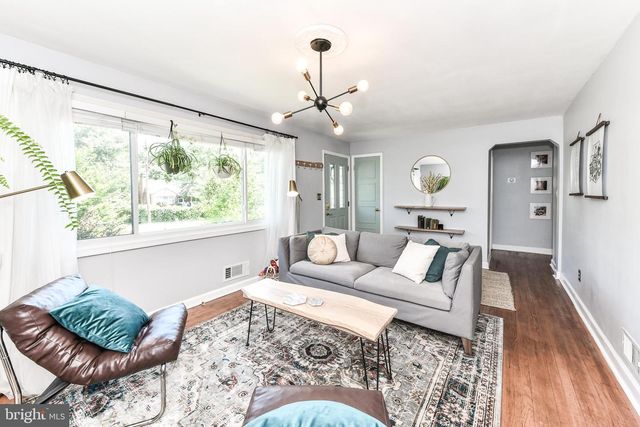 2501 PHILLIPS DR, Alexandria, VA 22306