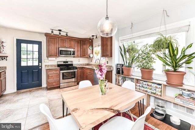 2501 PHILLIPS DR, Alexandria, VA 22306